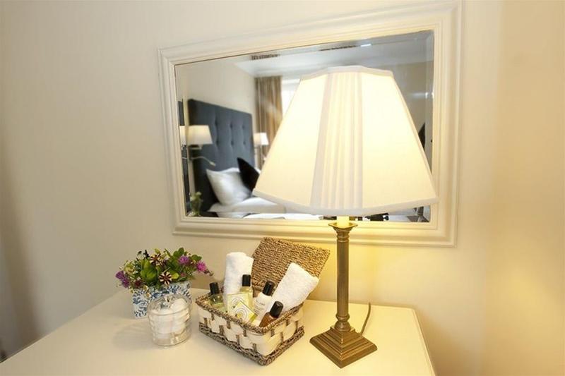 Peartree Serviced Apartments ซอลส์บรี ภายนอก รูปภาพ