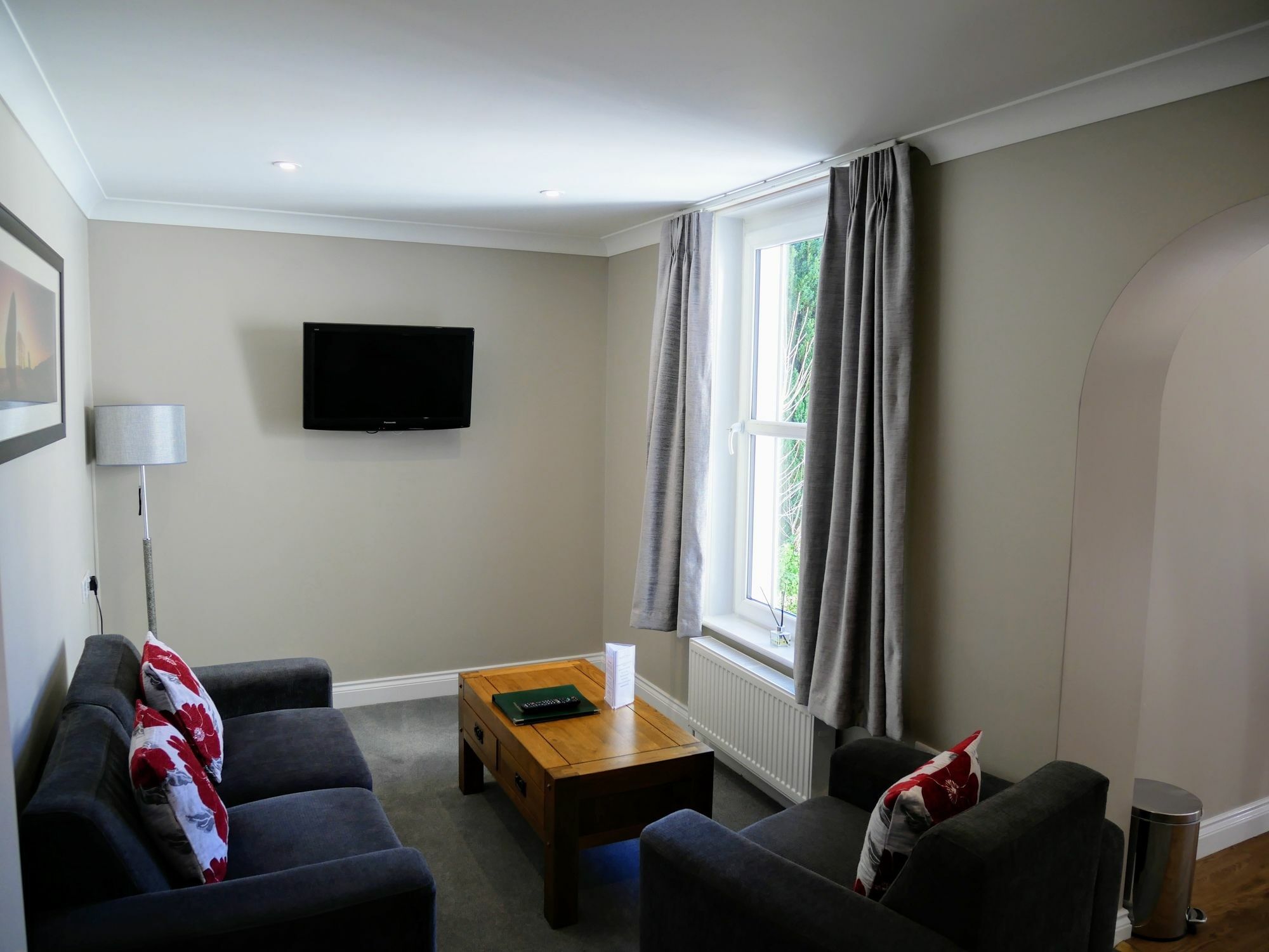 Peartree Serviced Apartments ซอลส์บรี ภายนอก รูปภาพ