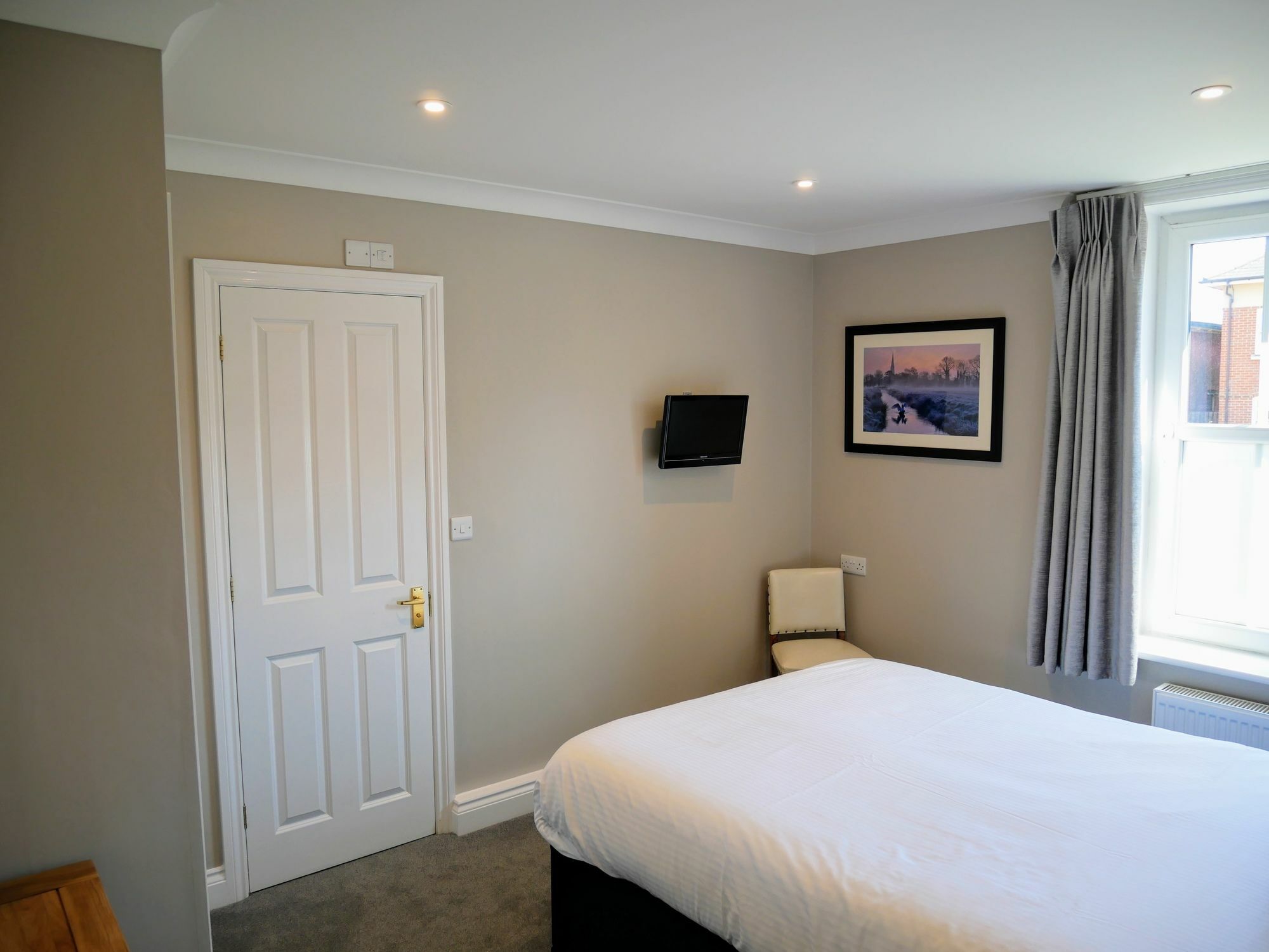 Peartree Serviced Apartments ซอลส์บรี ภายนอก รูปภาพ